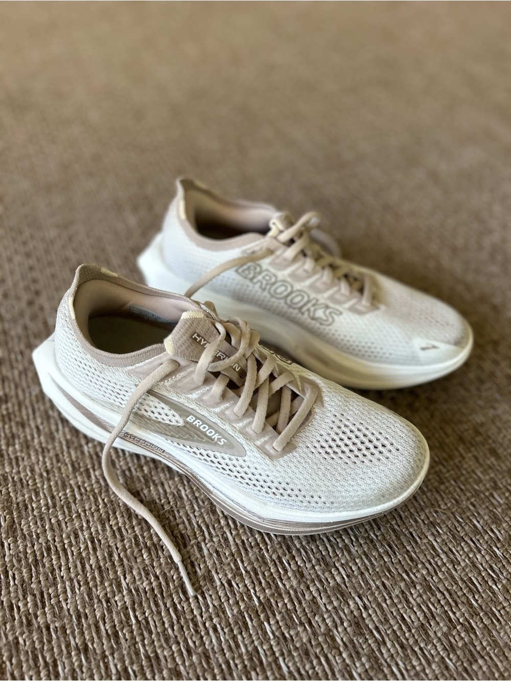 Brooks Hyperion Elite 2 Men’s Running Shoes - Cream/Tan